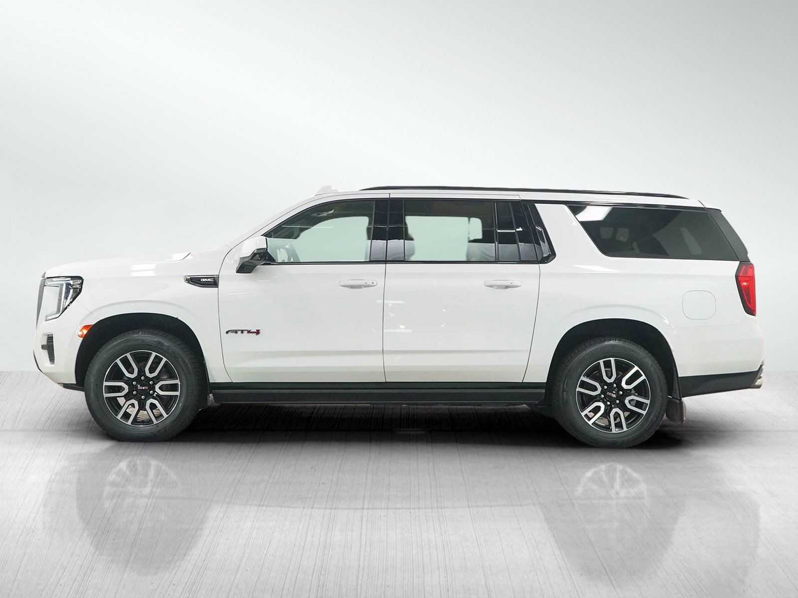 gmc yukon xl 2023 1GKS2HKL0PR403141 image gmc yukon xl 2023 1GKS2HKL0PR403141 image